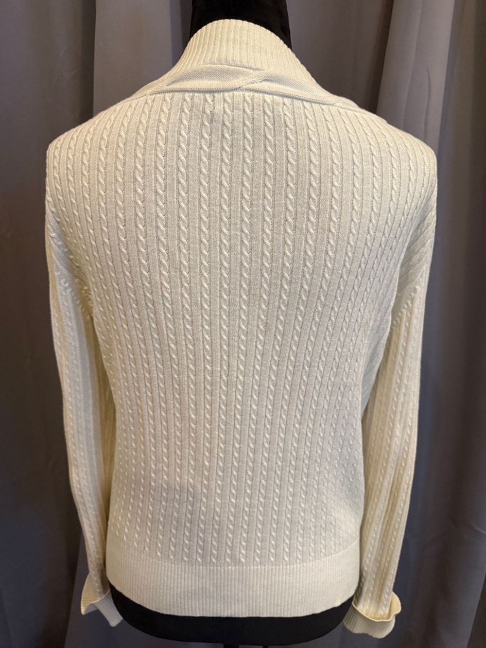 Lauren Ralph Lauren White Cable Knit V-Neck Button Cardigan - Picture 4 of 9